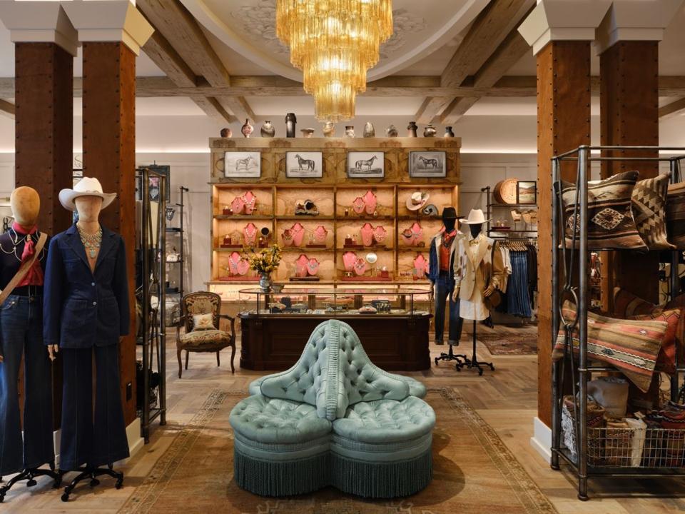 Kendra Scott Expands Into Booming Western Wear Market With  display picture 1