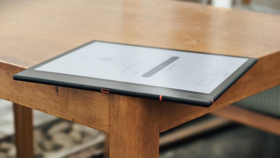 Boox Note Air 4C Review: Lightweight E-Ink Tablet With Great