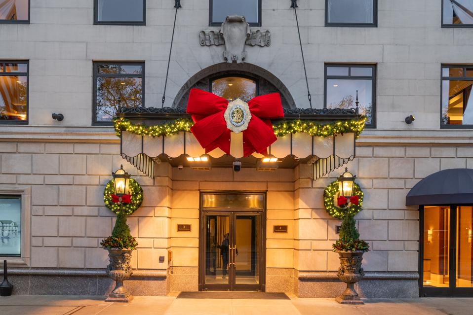 3 Ideas For The Perfect Christmas Staycation In New York City