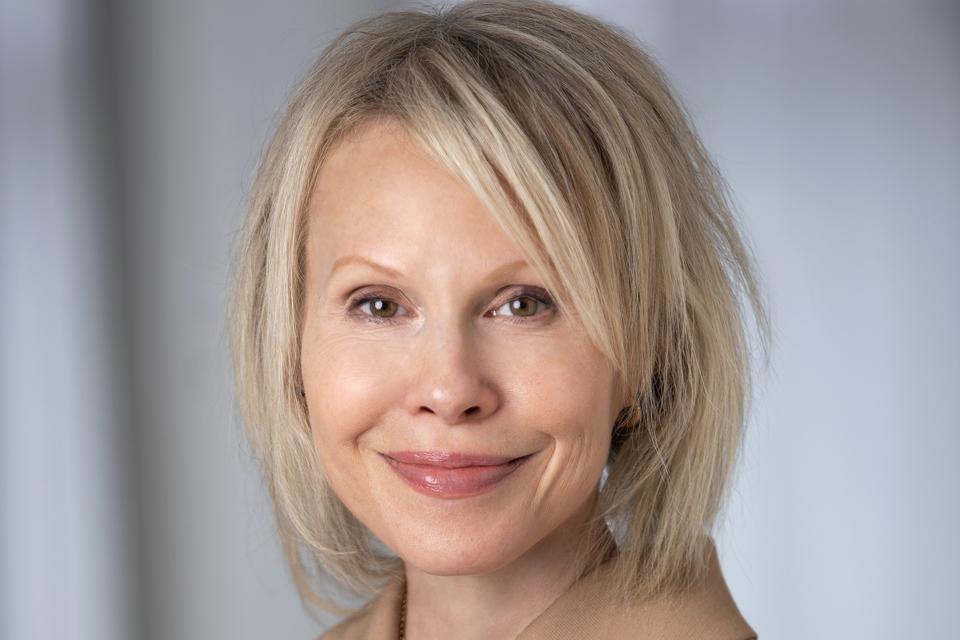 Cohen_Samara0155_FullFrame_300dpi_HighRes