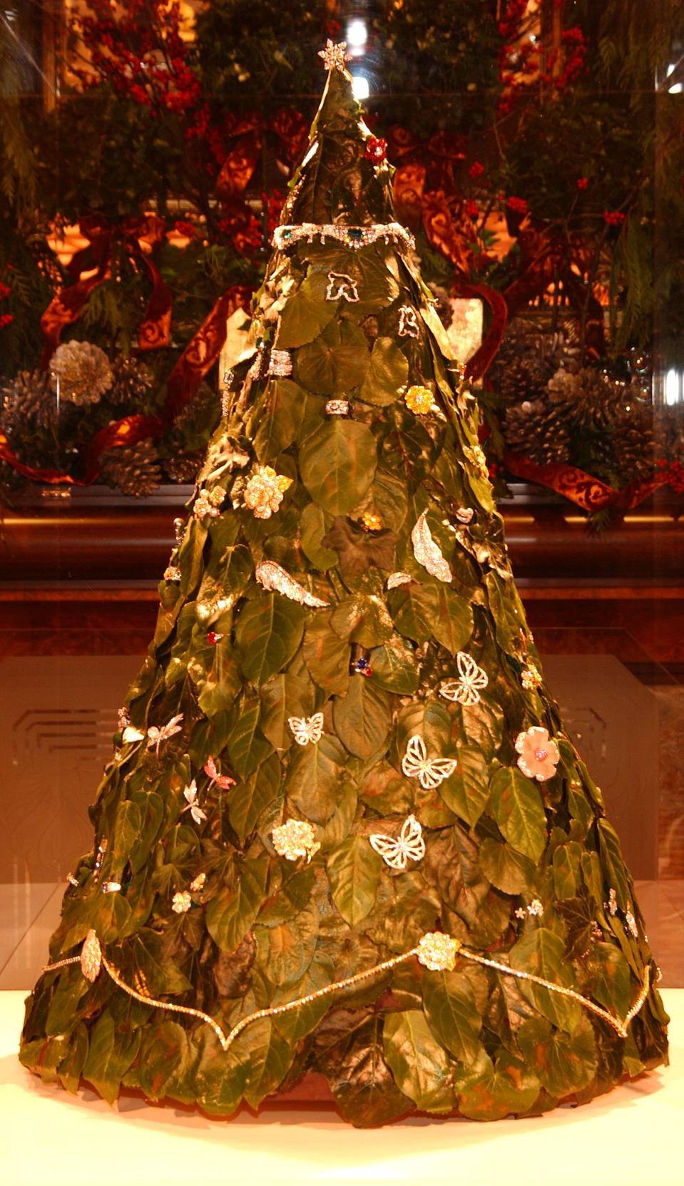 Is This $15 Million Christmas Tree The Most Expensive In The World?