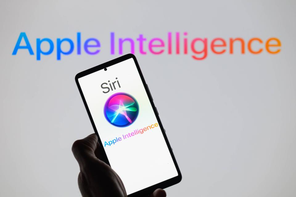 Apple - Intelligence - Siri AI - Photo Illustration