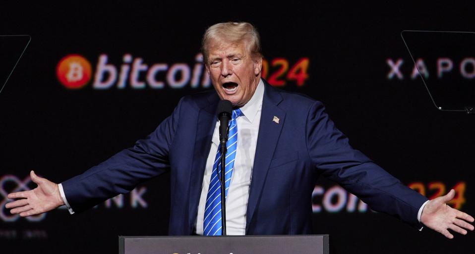 Trump planning to devaluate its $37 trillion debt with bitcoin