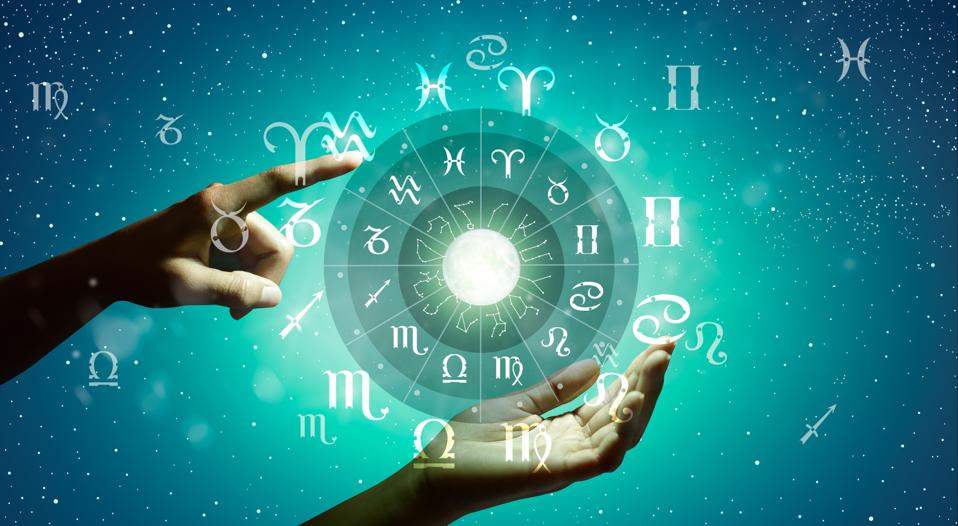 Astrologers Fund Sees Many Risks In 2025 Including Recession