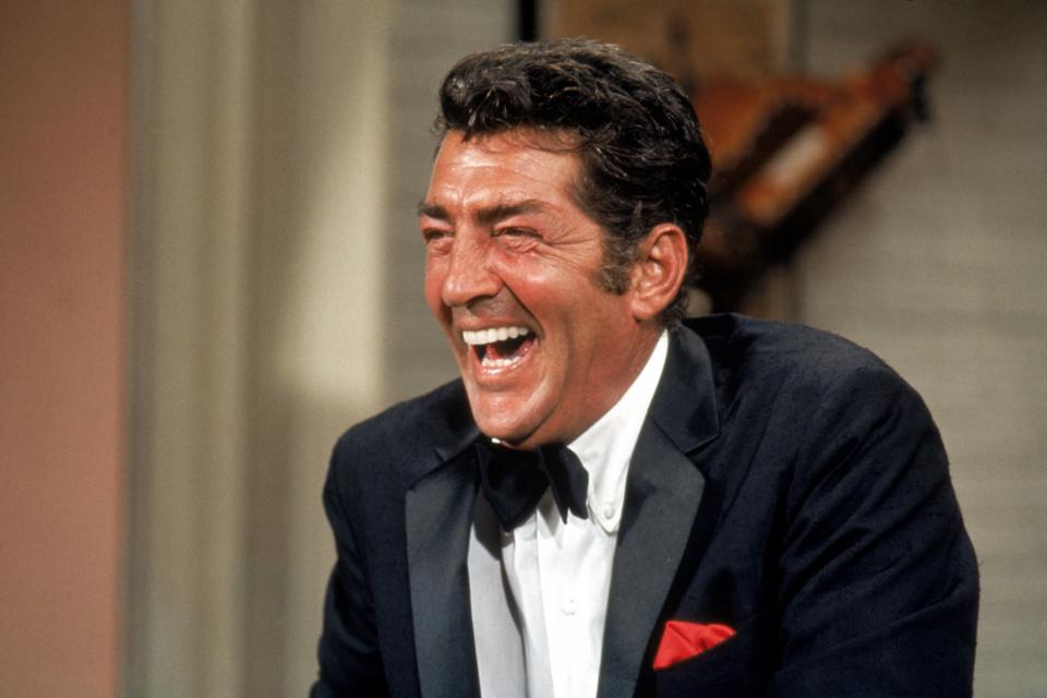Dean Martin's Christmas Takeover Concludes, As Multiple Albums Reach New  Highs