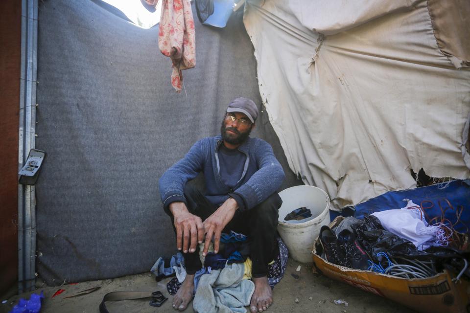 babies died from freezing cold in Gaza