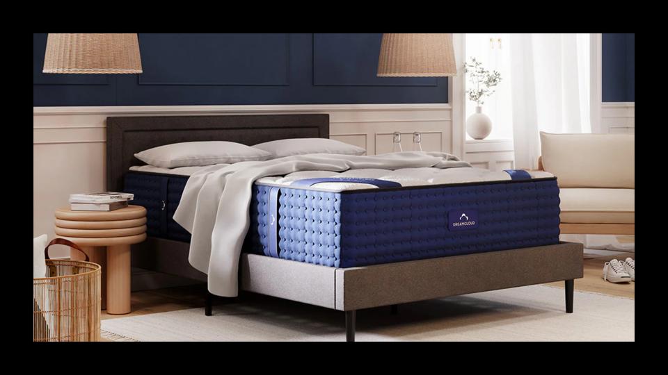 Best Mattresses Under $1,000 2025 - Forbes Vetted