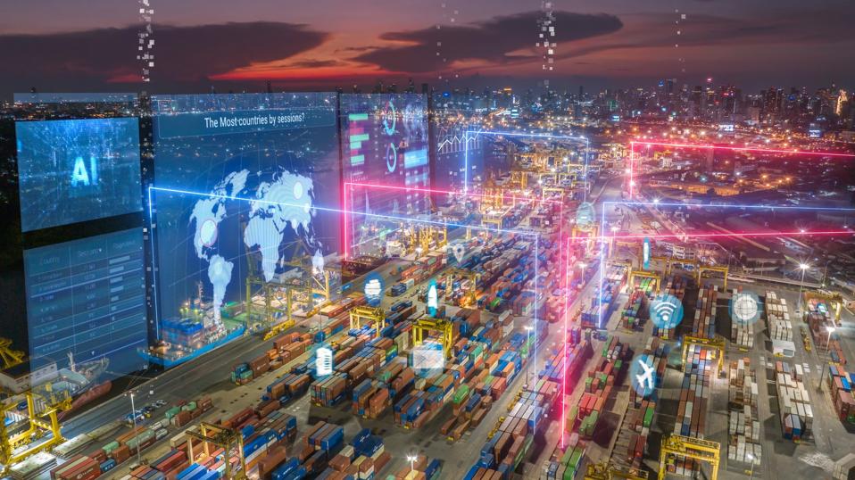 Strategi Cerdas Hadapi Tarif dan Volatilitas Pengiriman dengan Kontrak Kuartalan