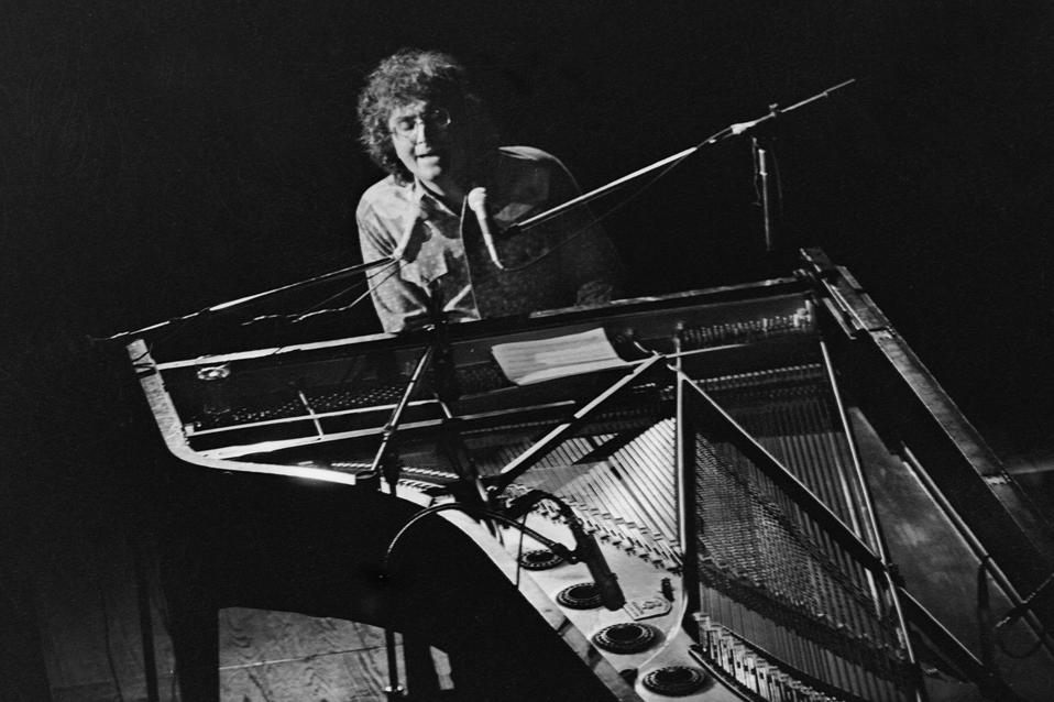 Singer Randy Newman Robert Hilburn Celebrates Randy Newman In New Biography