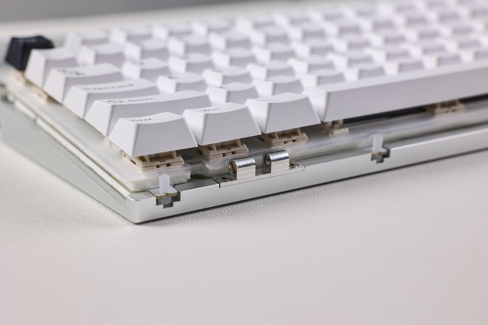 The New McHose GX87 Custom Mechanical Keyboard offers Great Value