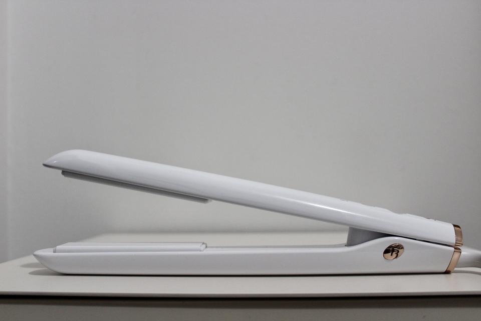T3 SinglePass StyleMax on a white table.