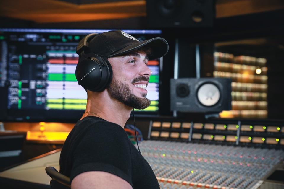 Beyerdynamic Luncurkan Headphone Studio Baru dengan Driver TESLA.45 Unggulan