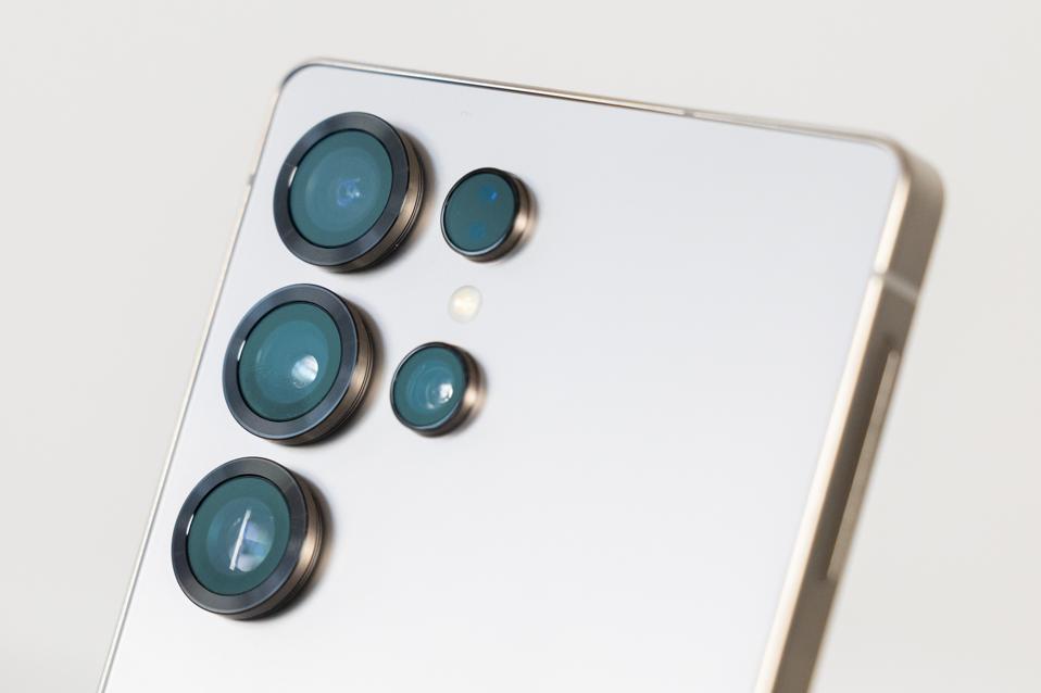 Gemini Google Kini Bisa Kerjakan Banyak Tugas Sekaligus di HP Android