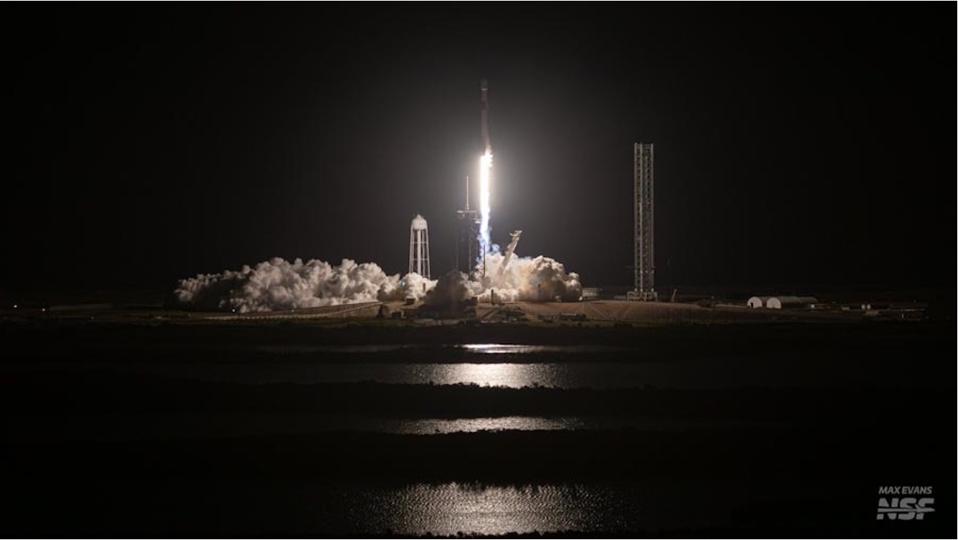 Inovasi Data Center di Bulan dan Penyimpanan Data Molekuler untuk Masa Depan