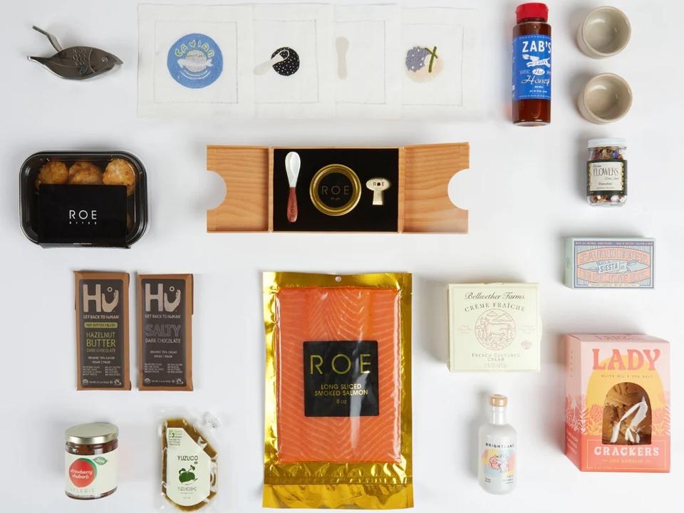 111524-Gift-Box-forWebsite-01B_1024x1024