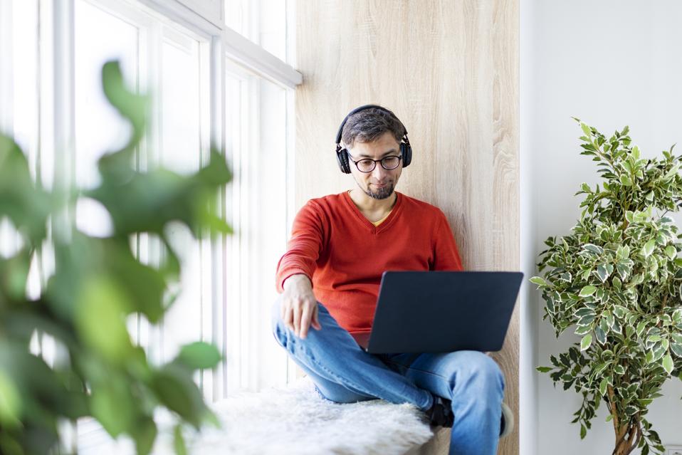 6 free courses to learn about AI as an entrepreneur