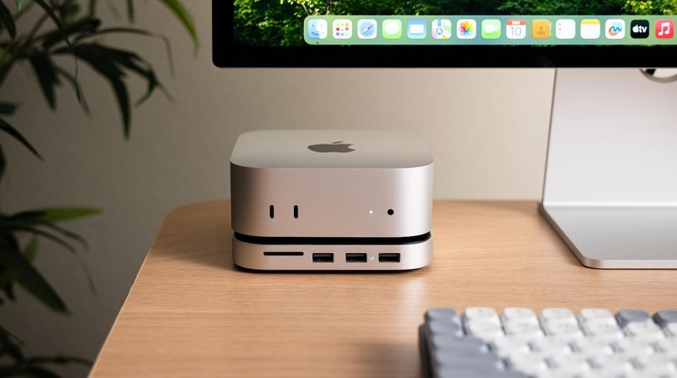 Satechi Gets Early Deliveries Of Stand And Hub For Apple's