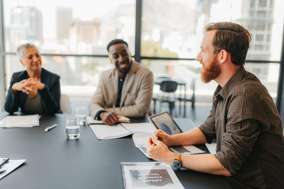 Evolusi Peran CTO: Dari Ahli Teknologi Menjadi Pemimpin Strategi Bisnis Masa Depan