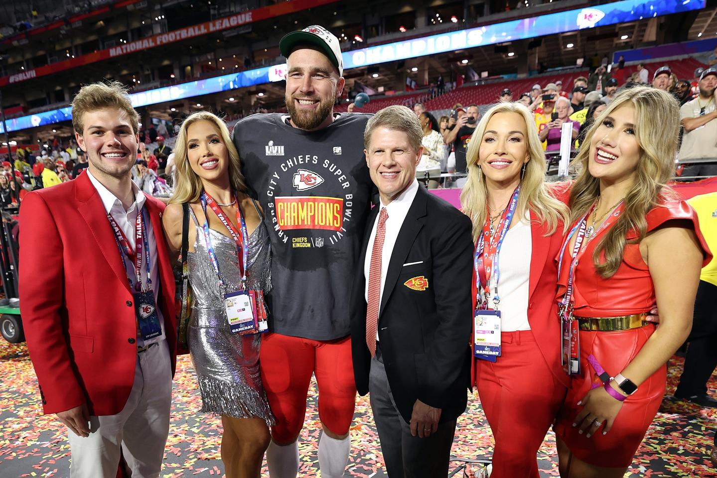 Billionaire Chiefs Owner Clark Hunt On Building A Dynasty — On And Off The  Field