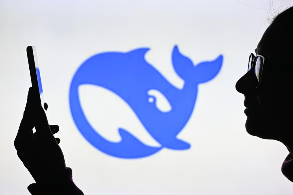 Inovasi Deepseek Turunkan Energi Pusat Data AI, Selamatkan Bumi dan Hemat Biaya