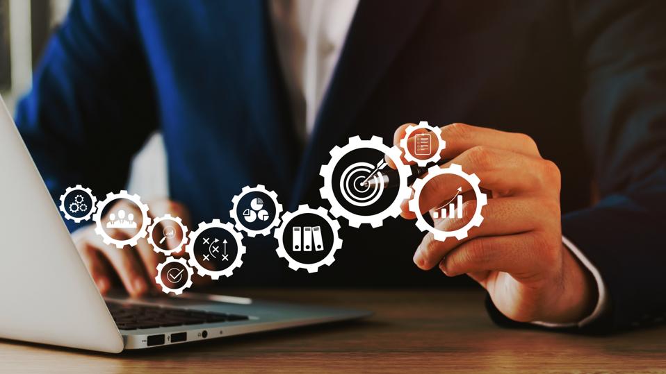 Rahasia Sukses Adopsi AI GenAI dan AI Agents di Perusahaan Masa Kini