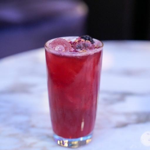 The Roses are Red Cocktail.