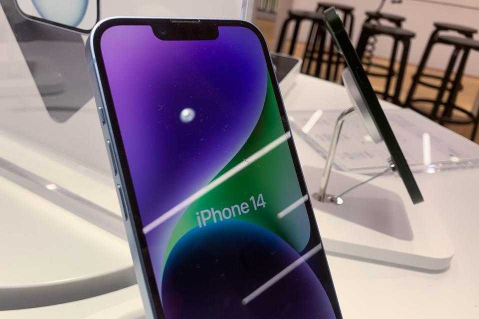 Apple Siap Hadirkan iPhone Baru dengan Nama dan Desain Berbeda dari SE