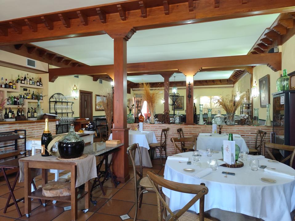 Casa Parrilla Dining room