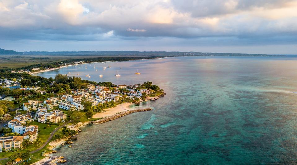 Graphic The 7 Best All-Inclusive Resorts In Jamaica