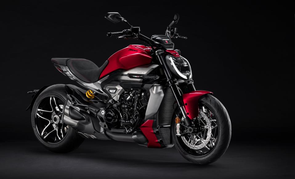 موتورسیکلت کروزر دوکاتی Diavel V4 مدل 2025