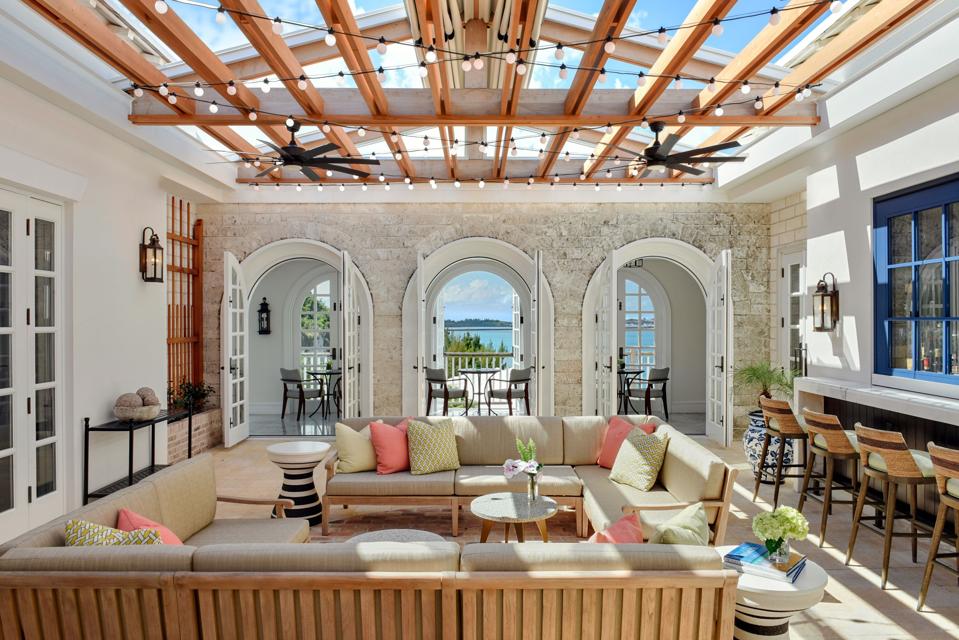 Rosewood Bermuda's Conservatory Bar