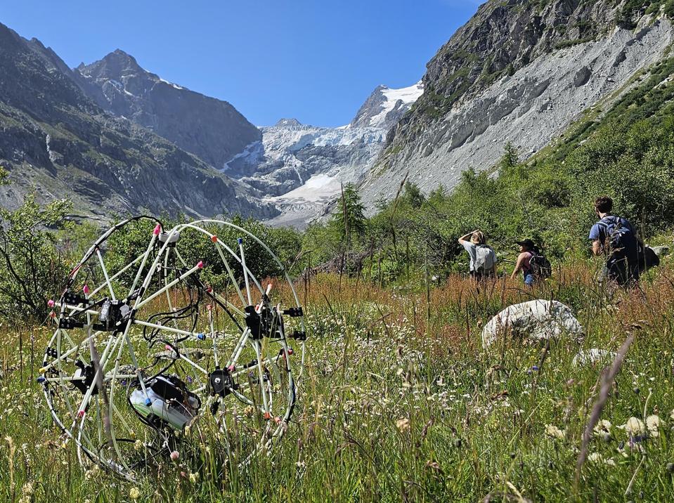 Watch Shape-Shifting GOAT Robot Conquer Extreme Terrain Like An Animal