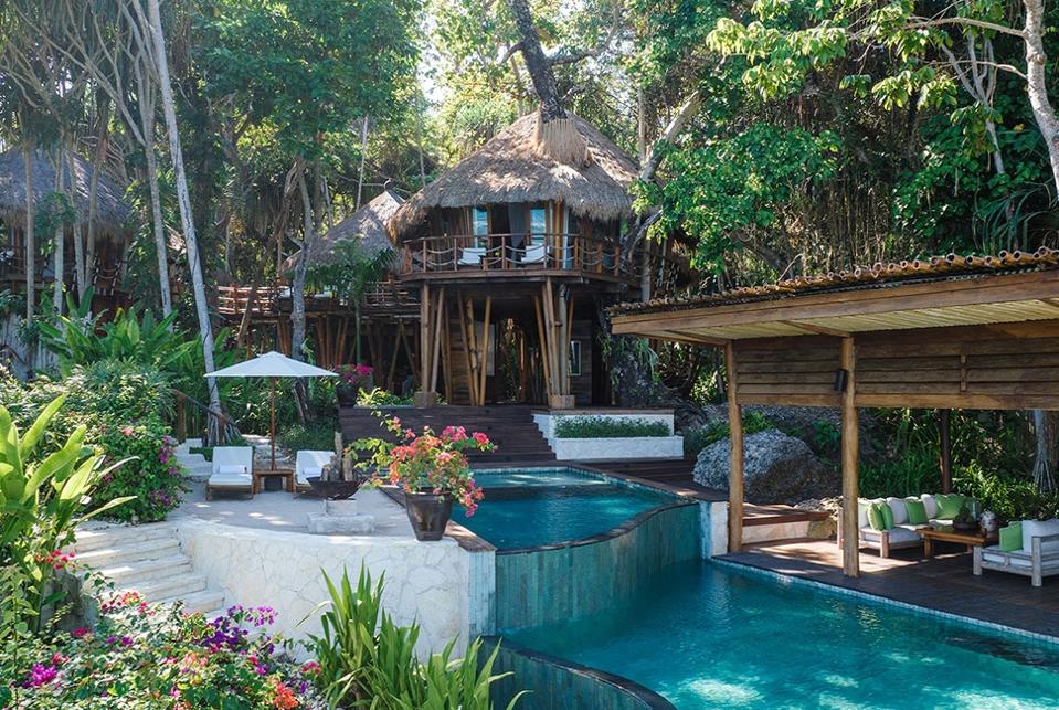 The breathtaking treehouse.
