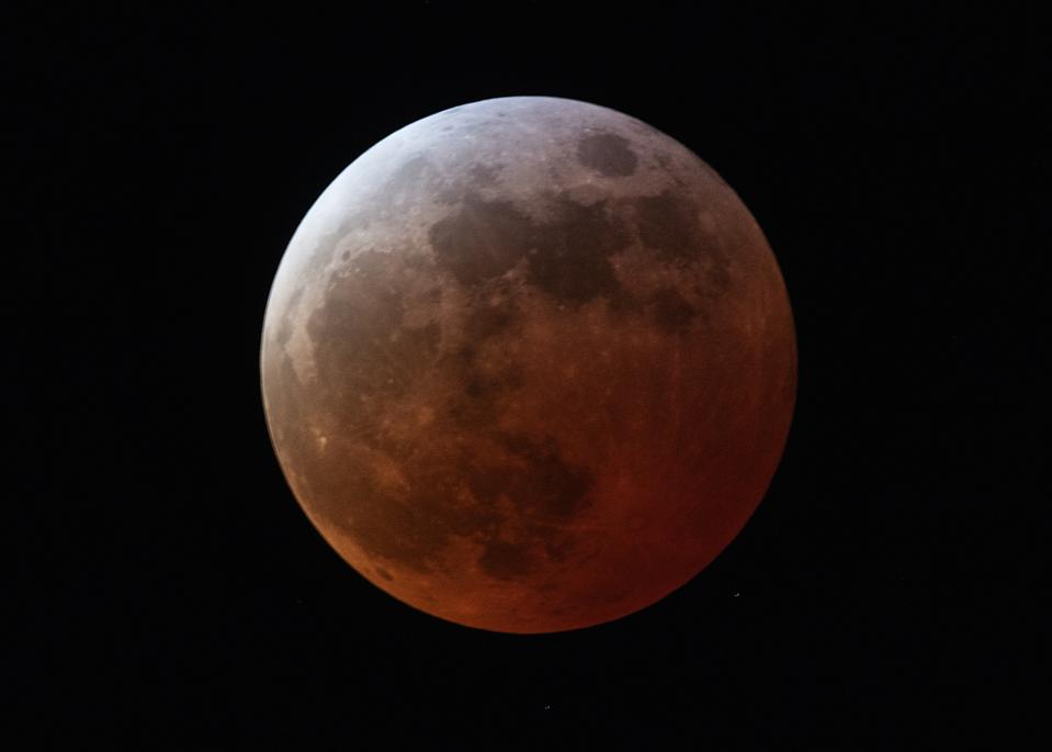 Fenomena Blood Moon: Gerhana Bulan Total yang Memukau dan Bersejarah