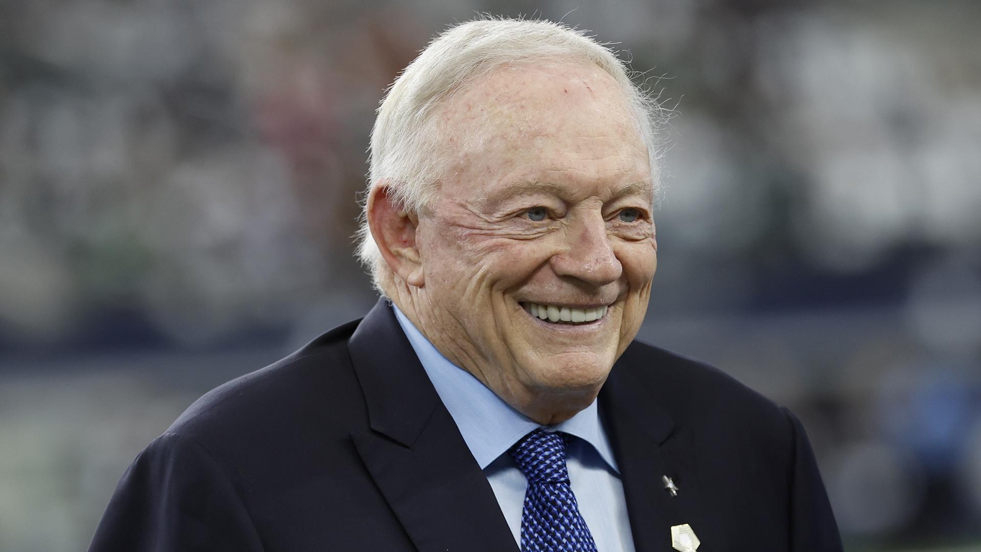  Jerry Jones