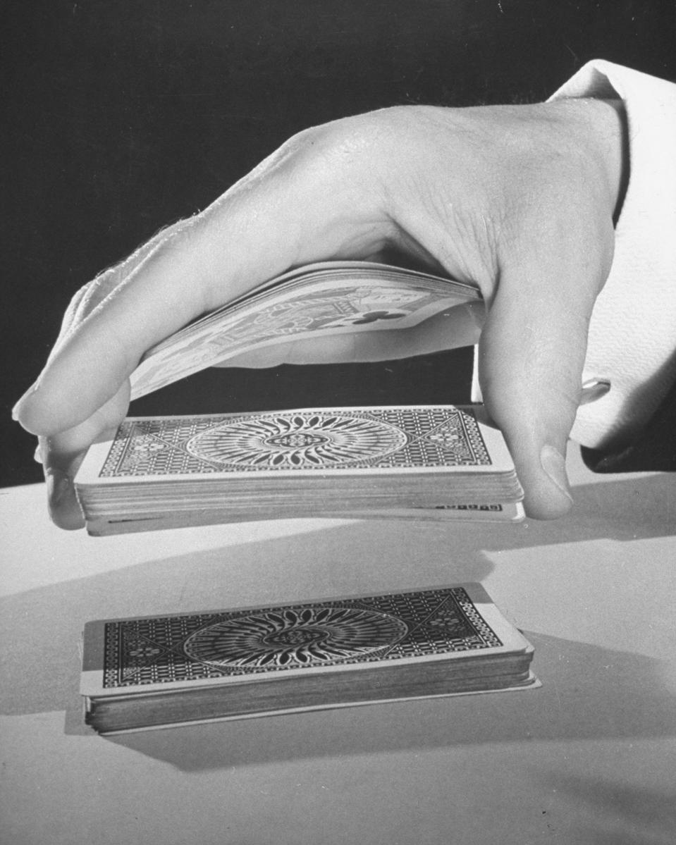 The gambler using a fixed deck of cards