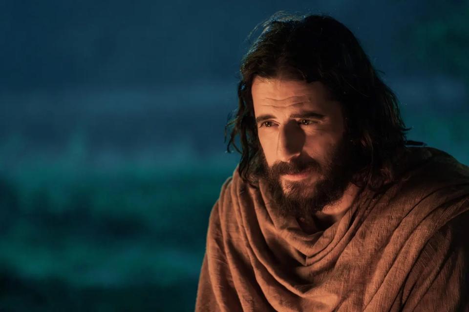 Roumie Jonathan Roumie Reflects On Playing Jesus In ‘The Chosen: The Last Supper’