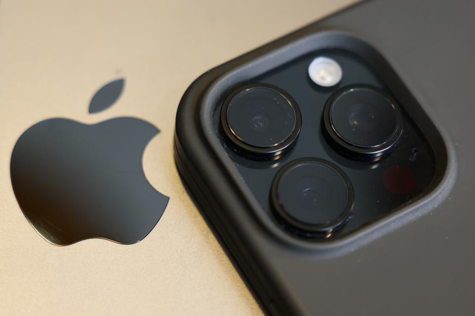 Apple Products Photo Illustrations