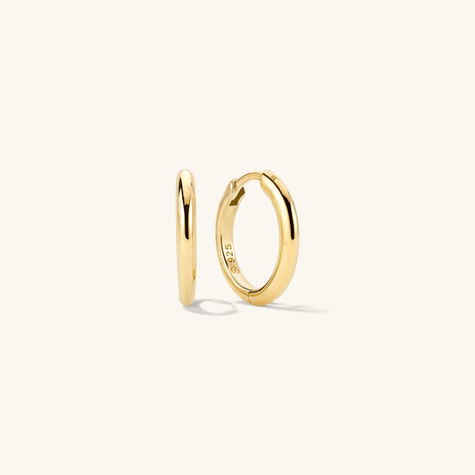 Fine Jewelry Brands Simple Affordable Jewelry 40+ Affordable Jewelry Brands To Know And Shop In 2025 Vogue main image 3