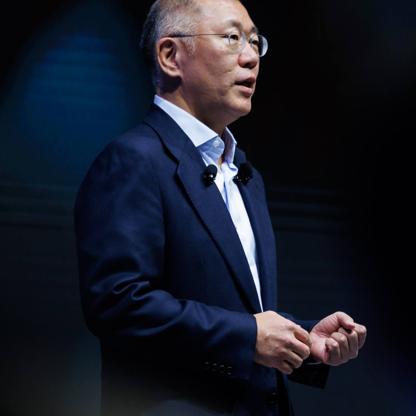 Euisun Chung Net Worth and Profile