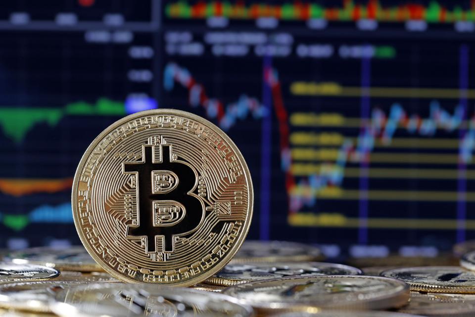 The Crypto Market In 2025: Are Crypto Demand Trends Rising Or Weakening?