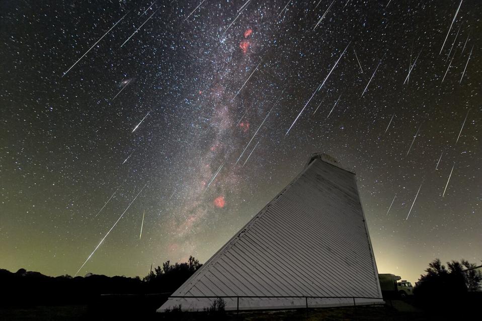 Fenomena Hujan Meteor Lyrid dan Misteri Komet Thatcher yang Akan Memukau