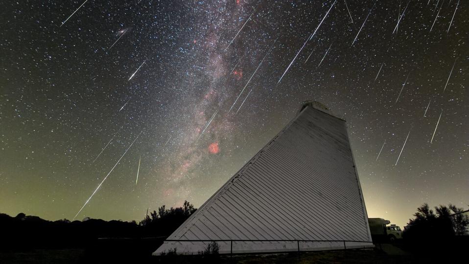 Fenomena Hujan Meteor Lyrid dan Misteri Komet Thatcher yang Akan Memukau