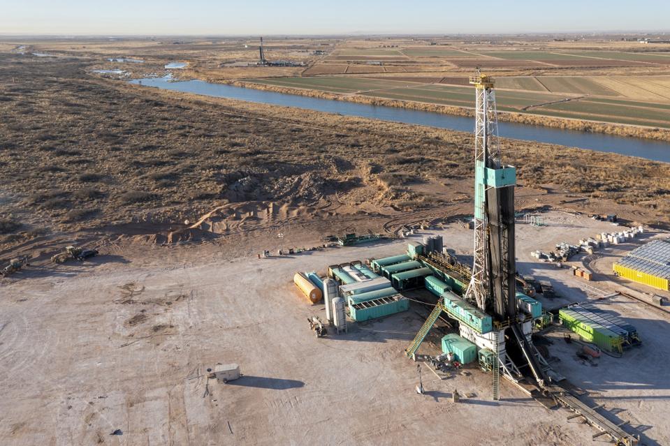 Implications And Scenarios If U.S. Oil Production Plateaus In 2027