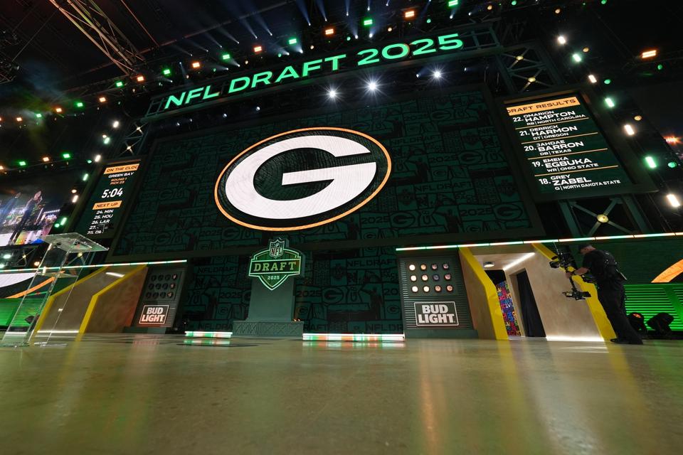 Jordy Nelson On The Success Of Green Bay Hosting The NFL Draft & Why It ...