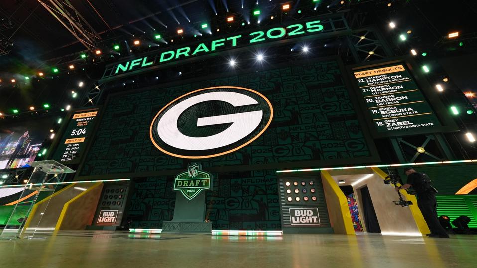 Jordy Nelson On The Success Of Green Bay Hosting The NFL Draft & Why It ...