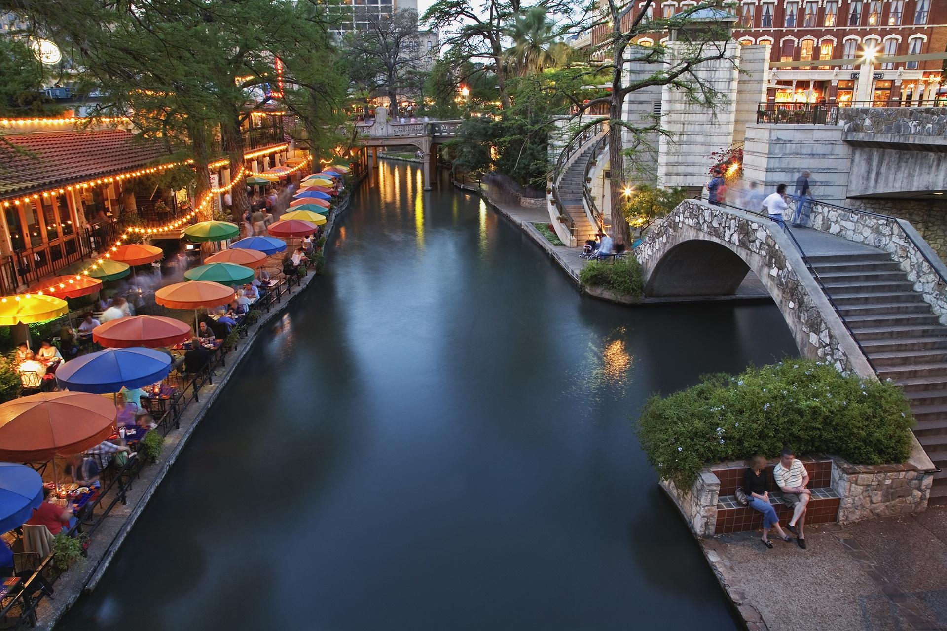 San Antonio TX by Adam Jones-Getty Images 