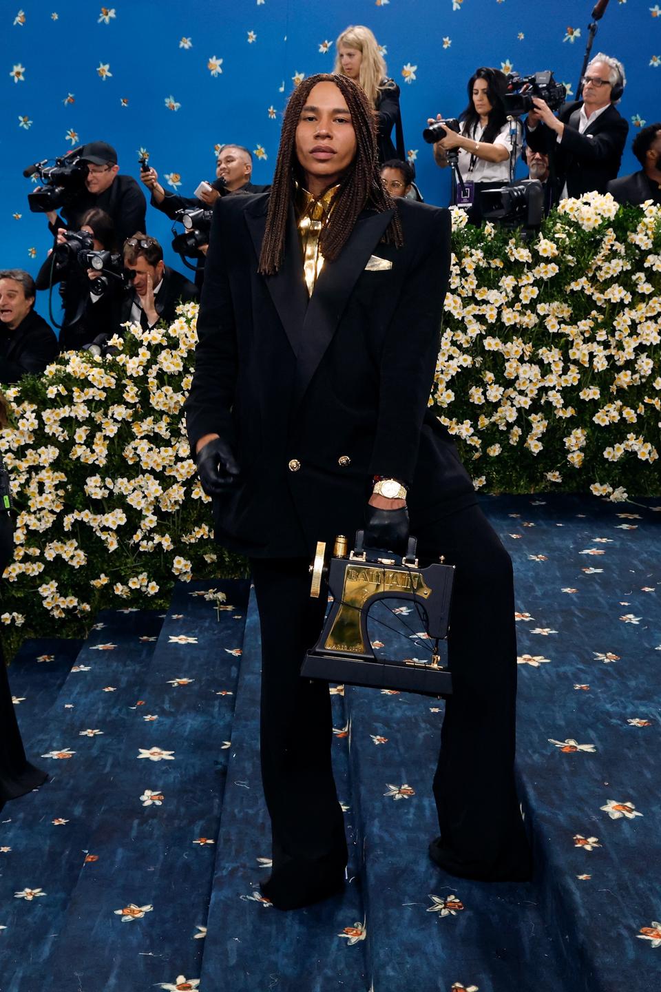 Olivier Rousteing wears the Audemars Piguet Royal Oak “Jumbo” extra-thin 39mm watch