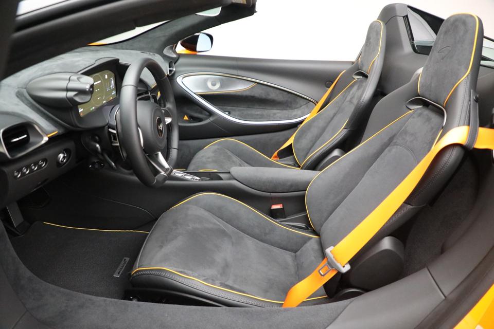 New-2025-McLaren-Artura-Spider-Performance MillerMotorcars