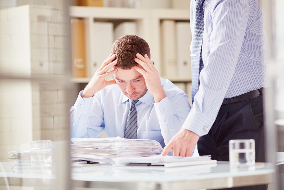 5 Signs Of Bad Leadership And How To Rise Above It